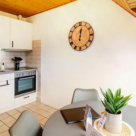 Апартаменты Huebsche Ferienwohnung In Nessmersiel, Mit Balkon, Wlan, Haustiere Gestattet. *