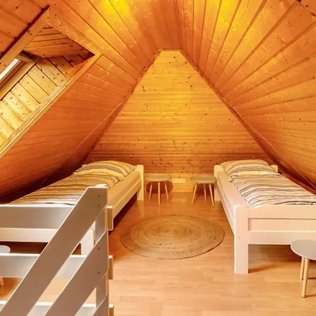 Huebsche Ferienwohnung In Nessmersiel, Mit Balkon, Wlan, Haustiere Gestattet. Несмерзиль